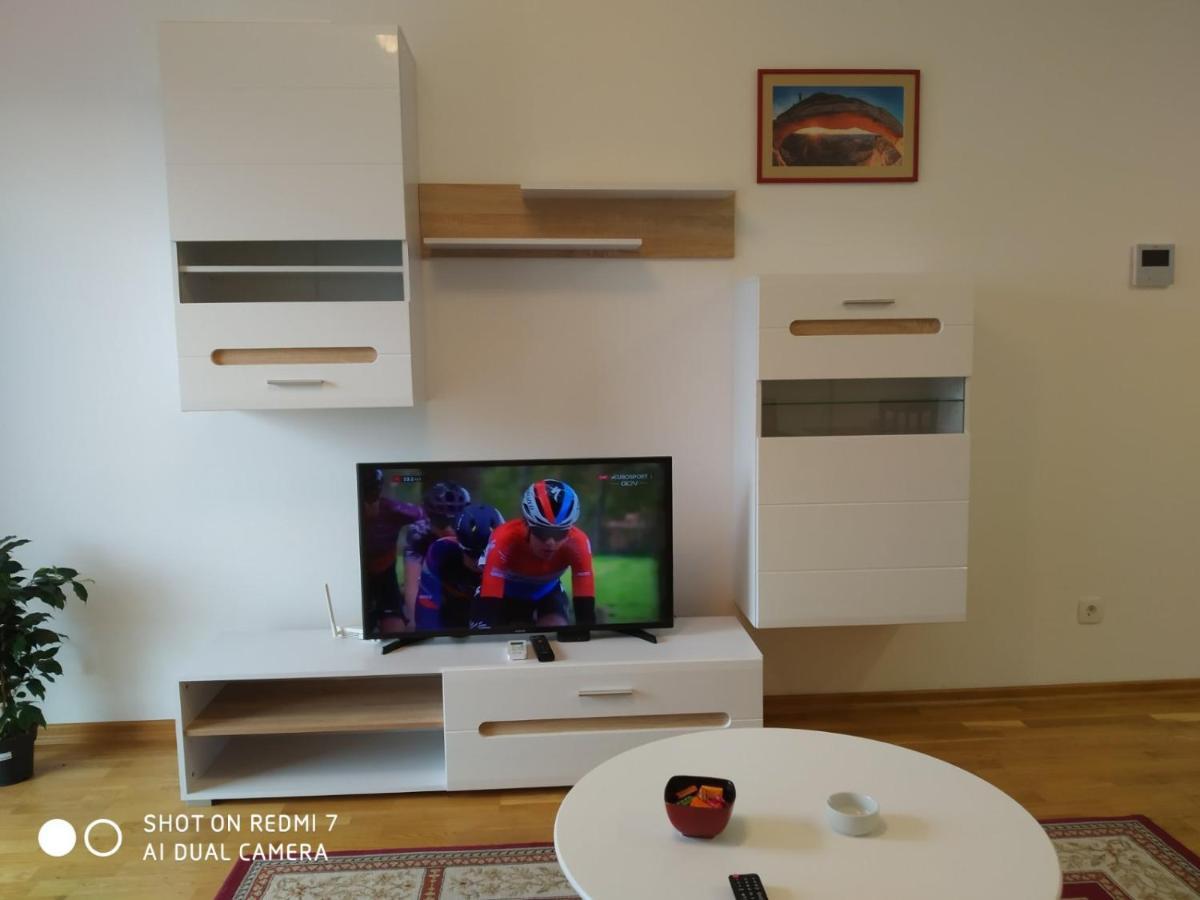 Renta Apartman بودغوريتْسا المظهر الخارجي الصورة