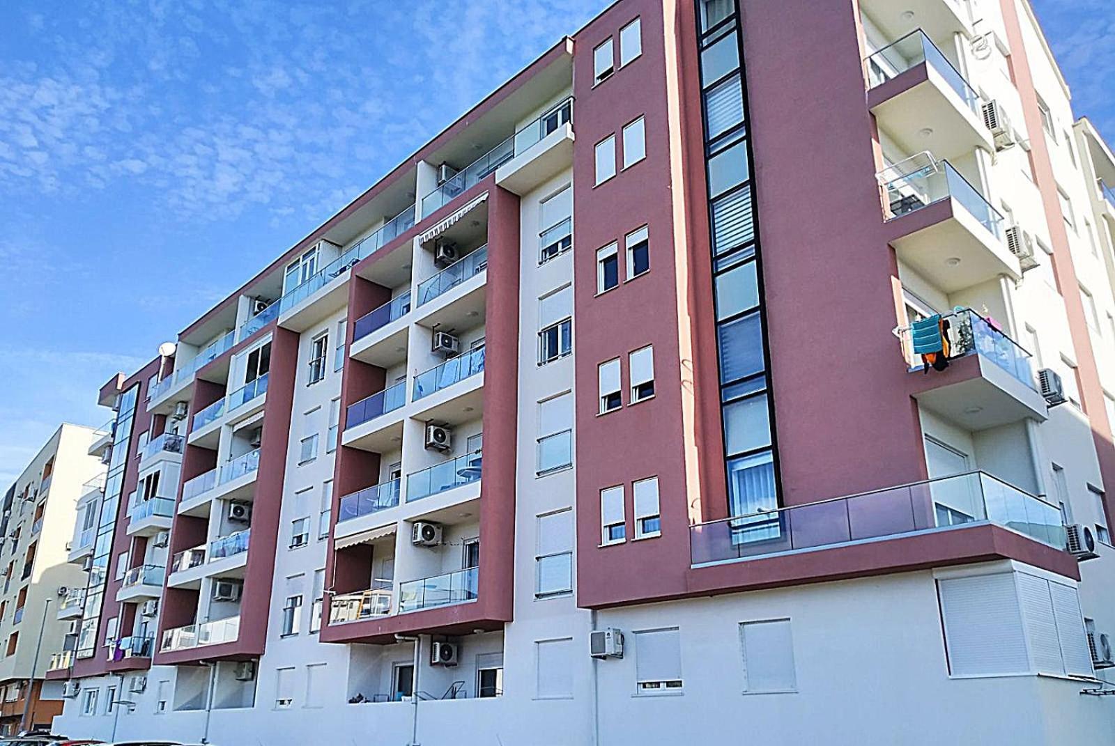 Renta Apartman بودغوريتْسا المظهر الخارجي الصورة