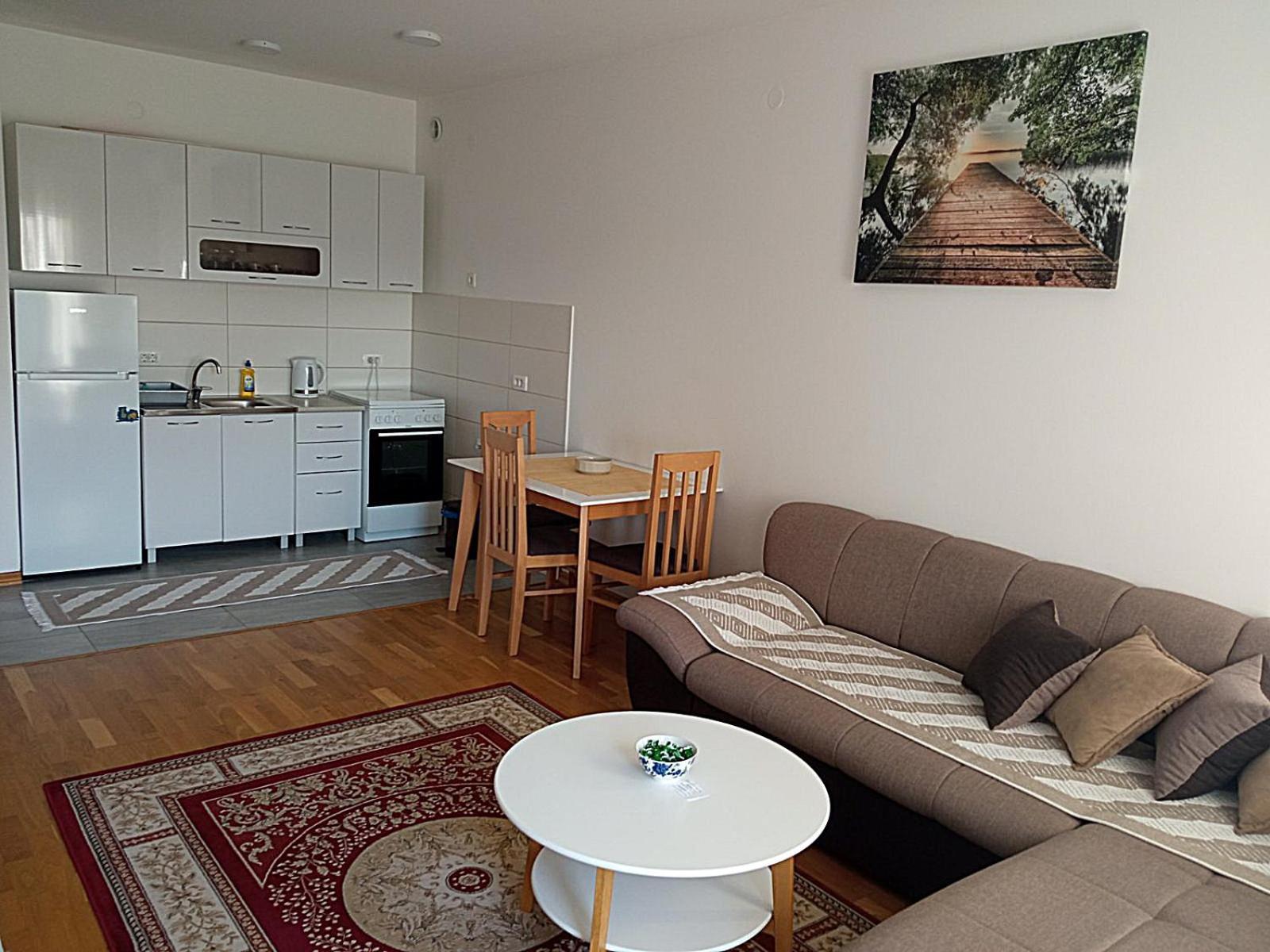 Renta Apartman بودغوريتْسا المظهر الخارجي الصورة